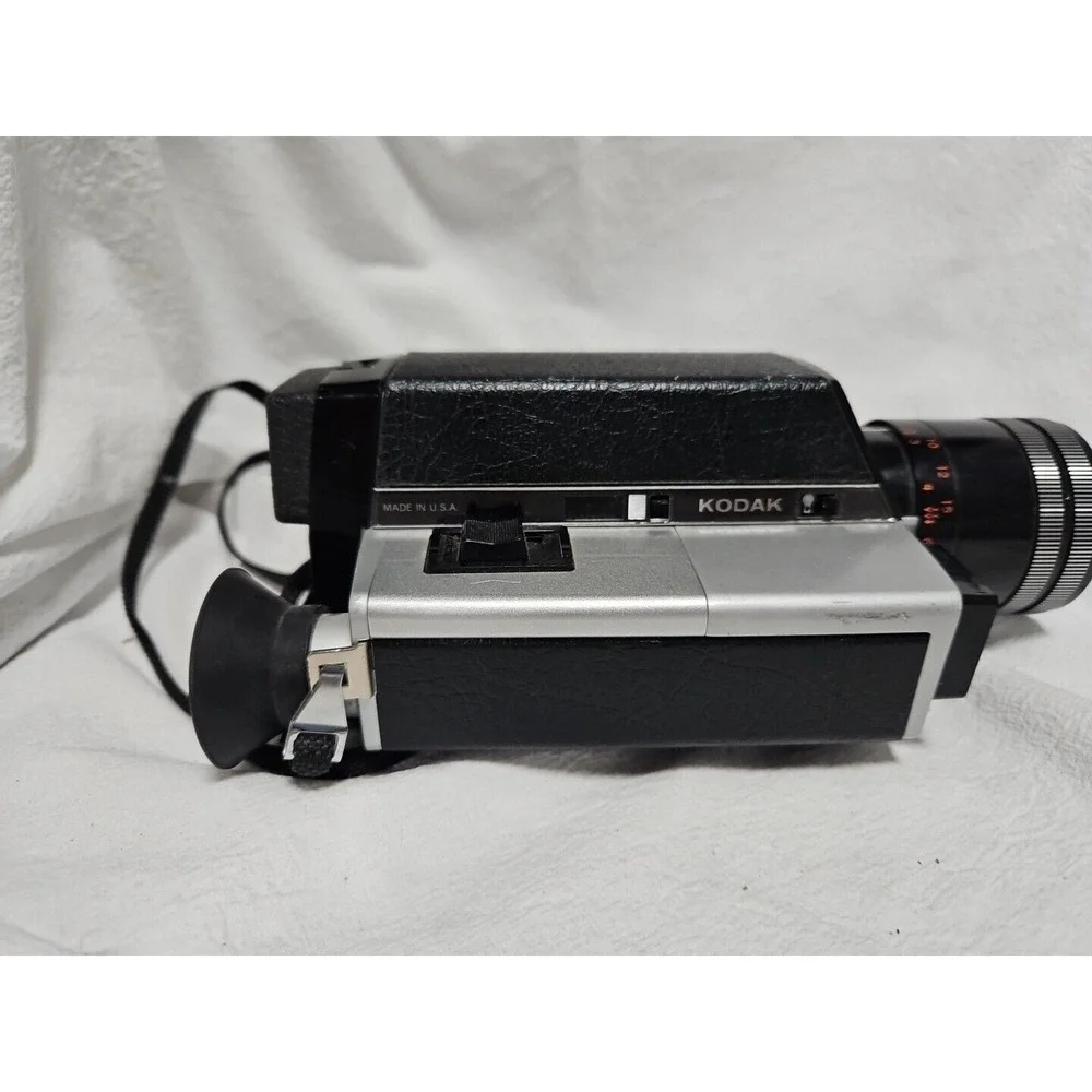 1973 Kodak‎ XL 362 movie camera. Untested. As-is